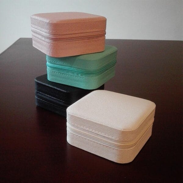 Mini Jewellery Box Organizer - Travel Size, Secure Storage & Tangle-Free