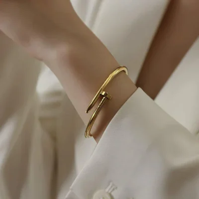 Nail Bracelet Golden