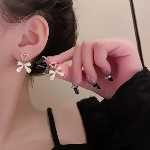 Elegant Bow Heart-Shaped Artificial Pearl Earrings for Women – Alloy Fashion Jewelry (Pakistan)